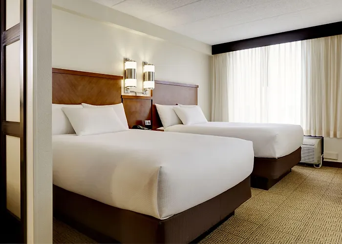 Hyatt Place Chicago - Lombard/oak Brook 3*